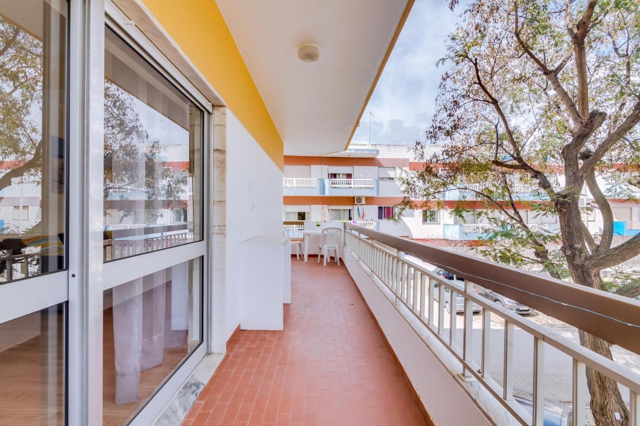Quarteira 2Br - Near The Beach At Homesbyfc Dış mekan fotoğraf