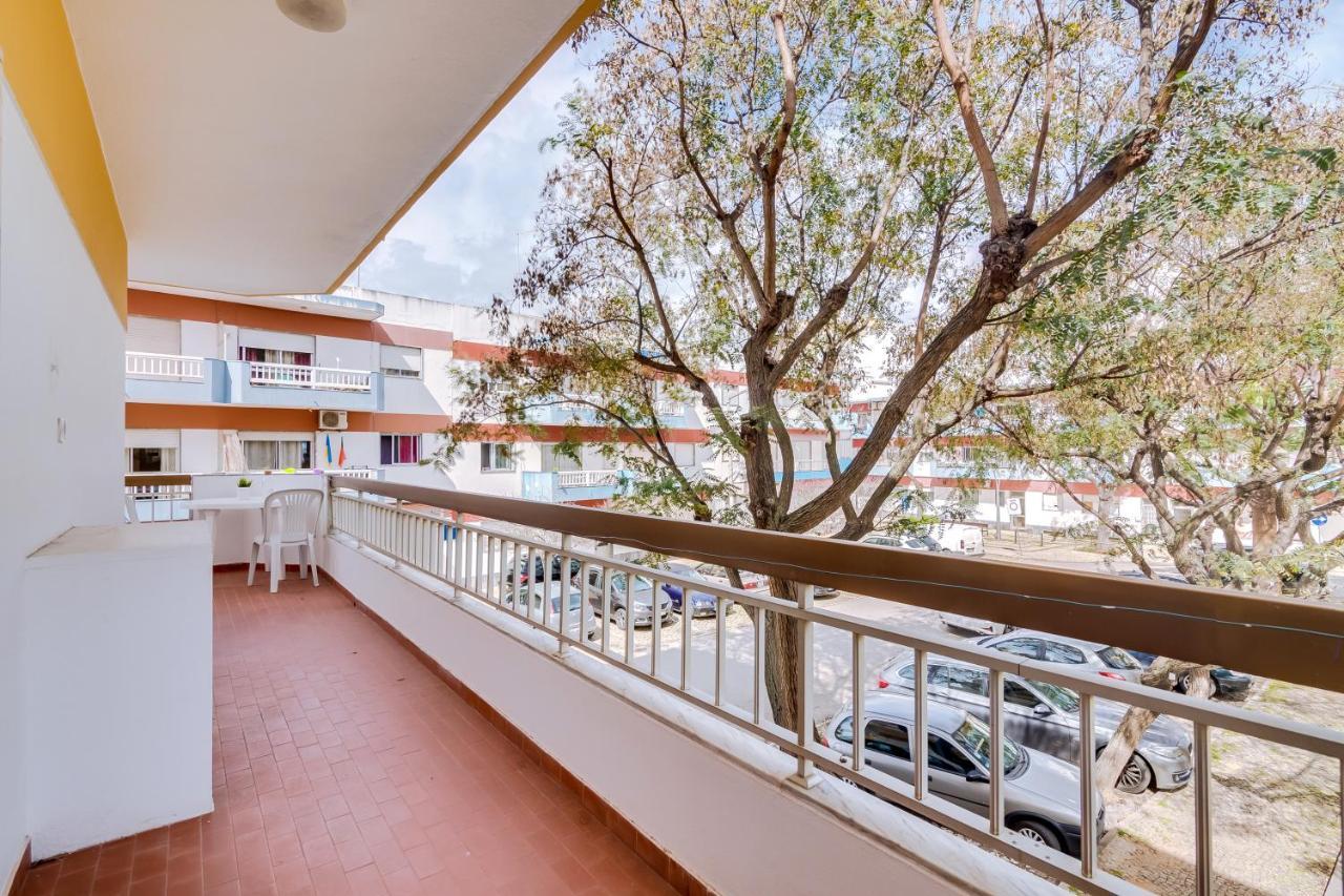 Quarteira 2Br - Near The Beach At Homesbyfc Dış mekan fotoğraf